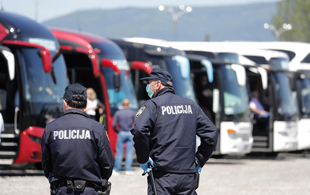 Хрватска укинула обавезни карантин за грађане из Србије